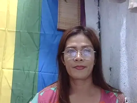 juicycum069 online show from May 20, 2026, 6:21 am