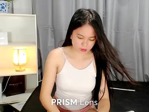 Urasian ladybug online show from September 10, 2025, 4:33 am