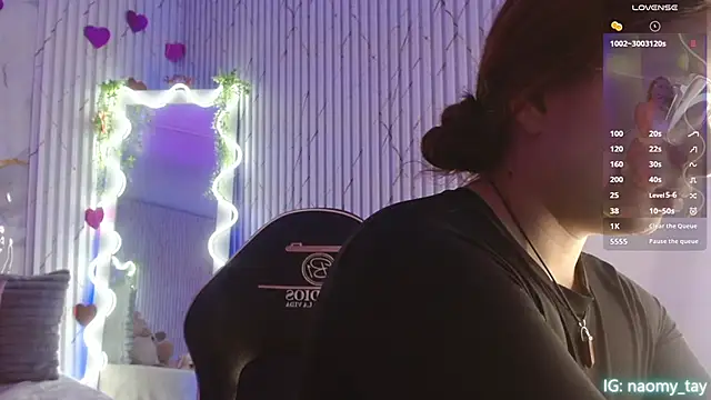 Snapshot of Naomy_tay1 chatting on February 21, 2026, 3:30 am Naomy tay1 online show from February 21, 2026, 3:30 am