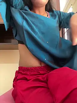 Snapshot of modelnishu chatting on February 3, 2026, 7:46 am modelnishu online show from February 3, 2026, 7:46 am