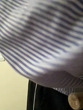 Snapshot of modelnishu chatting on February 17, 2026, 4:48 pm modelnishu online show from February 17, 2026, 4:48 pm