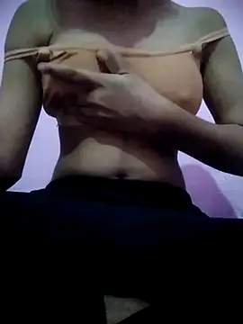 modelnishu online show from December 4, 2025, 1:37 am