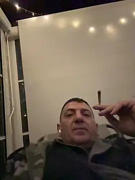 BULLBSX online show from March 25, 2026, 11:03 pm