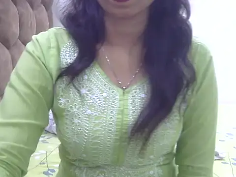 Snapshot of SONIYA_47 chatting on October 4, 2025, 6:09 pm SONIYA 47 online show from October 4, 2025, 6:09 pm