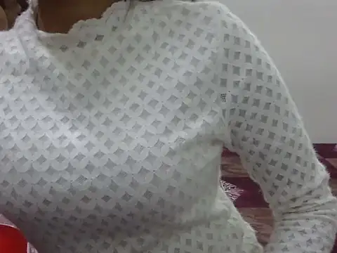 Snapshot of SONIYA_47 chatting on December 20, 2025, 10:51 am SONIYA 47 online show from December 20, 2025, 10:51 am