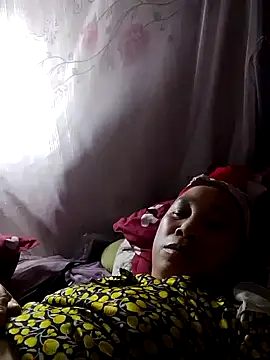 Snapshot of Mamapm20 chatting on October 16, 2025, 1:41 pm Mamapm20 online show from October 16, 2025, 1:41 pm