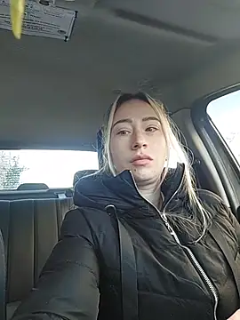 Snapshot of Reina_Cummings chatting on February 3, 2026, 6:40 am Reina Cummings online show from February 3, 2026, 6:40 am