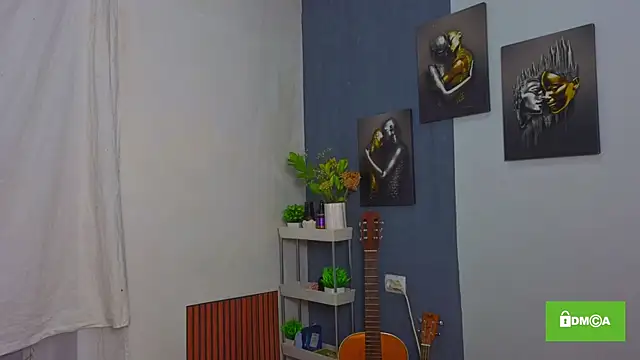 Katrinafoxxx online show from October 19, 2025, 4:10 pm