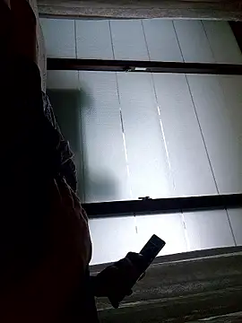 Snapshot of starvingo2002 chatting on September 19, 2025, 7:45 am starvingo2002 online show from September 19, 2025, 7:45 am