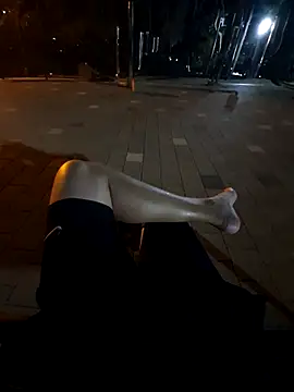 Snapshot of starvingo2002 chatting on September 15, 2025, 11:21 am starvingo2002 online show from September 15, 2025, 11:21 am