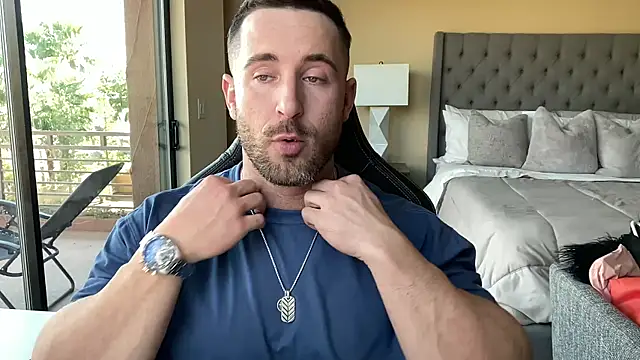 brettmycles28 online show from November 26, 2025, 8:53 pm