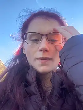 raen001 online show from November 21, 2025, 9:52 am