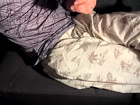 CAMEL1913 online show from September 26, 2025, 4:58 pm