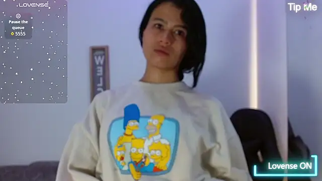 luna starr69 online show from November 14, 2025, 1:04 pm