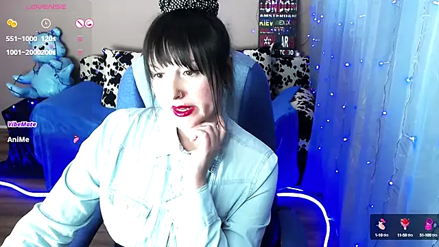 MilaRay online show from December 17, 2024, 3:27 pm