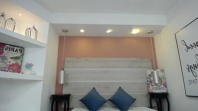 AlexandraCambell online show from October 29, 2025, 11:53 am