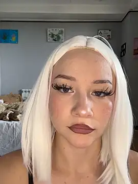 JennaOluretn online show from September 30, 2025, 9:48 am