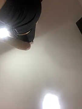 Snapshot of karla-thomsom10 chatting on February 11, 2026, 10:20 pm karla-thomsom10 online show from February 11, 2026, 10:20 pm