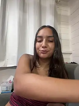 Snapshot of hannahhotwife chatting on February 17, 2026, 9:12 pm hannahhotwife online show from February 17, 2026, 9:12 pm