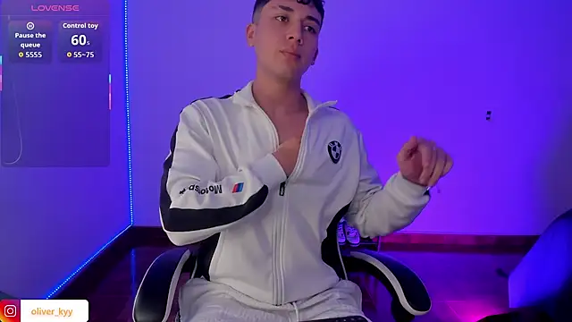 Casper   kyy online show from January 13, 2026, 6:23 pm