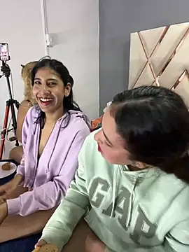 lana rousse01 online show from February 3, 2026, 2:53 am