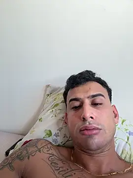 Snapshot of senninha13 chatting on May 25, 2026, 11:31 am senninha13 online show from May 25, 2026, 11:31 am