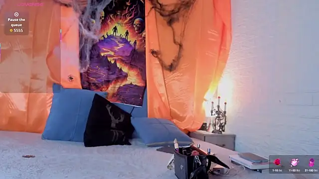 angel  red  online show from October 6, 2025, 2:35 am