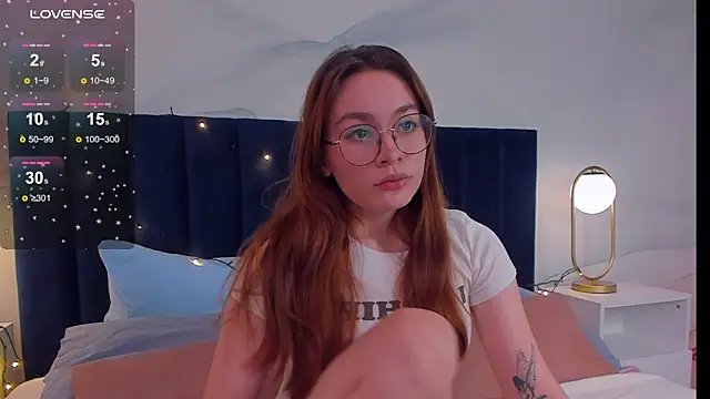 LanaAirlie online show from October 14, 2025, 10:16 am