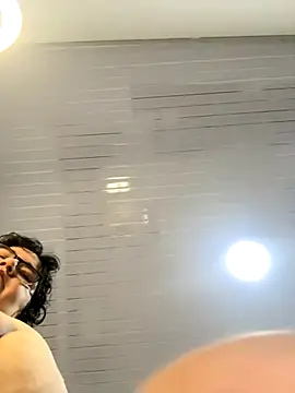 Snapshot of Mariana_cooper_07 chatting on October 22, 2025, 11:31 am Mariana cooper 07 online show from October 22, 2025, 11:31 am