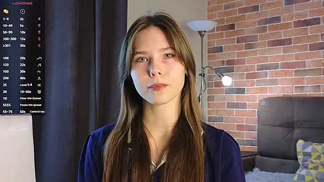 EmiliDen online show from September 28, 2025, 8:16 pm