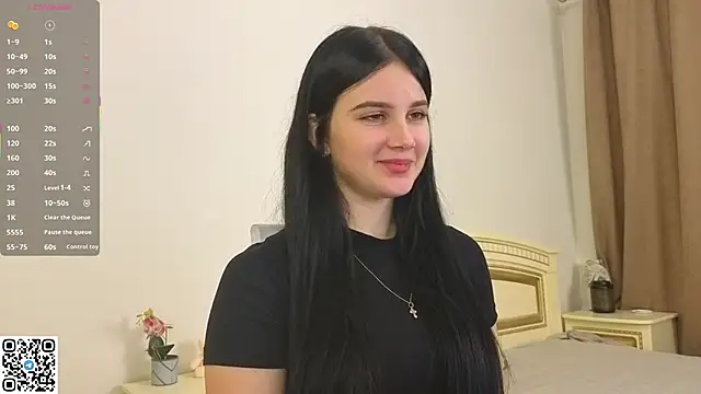 EnricaElis online show from November 11, 2025, 8:14 pm