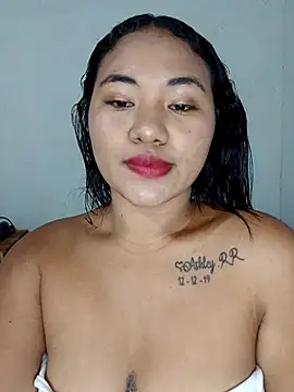 sofiaxxxxkl online show from December 1, 2025, 12:39 pm