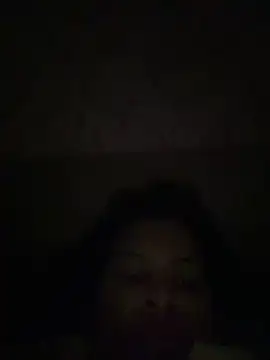 Snapshot of tayzinhaaa chatting on May 4, 2026, 7:28 pm tayzinhaaa online show from May 4, 2026, 7:28 pm
