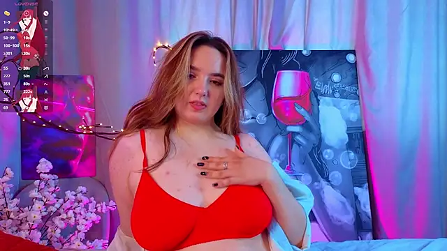 LucilleMcBride online show from November 21, 2025, 7:07 am