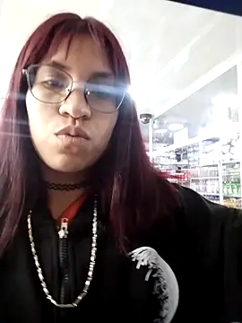 Snapshot of Katyuskka_love chatting on November 3, 2025, 9:07 pm Katyuskka love online show from November 3, 2025, 9:07 pm