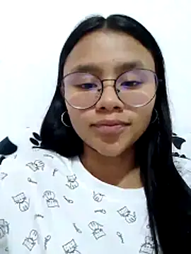 SofieLove 01 online show from March 30, 2026, 10:33 pm