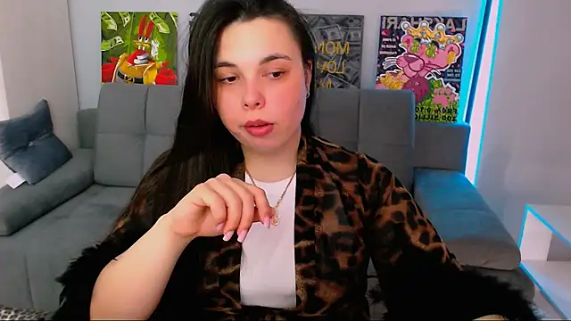 queenofthesense  online show from March 13, 2026, 10:53 am