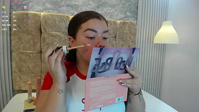 leilapons online show from January 7, 2026, 5:18 pm