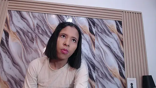 Samantha Fox69  online show from November 6, 2025, 3:27 pm