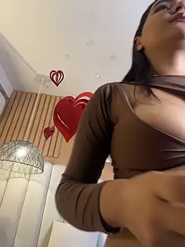 Snapshot of noa_moon chatting on February 13, 2026, 4:45 am noa moon online show from February 13, 2026, 4:45 am