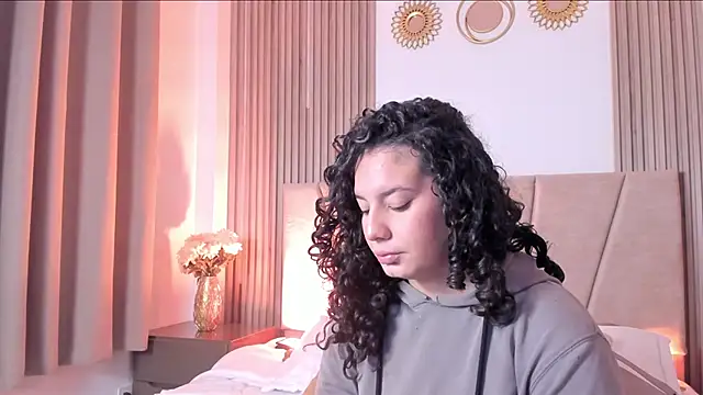 Rachell Jamess online show from October 11, 2025, 3:40 am