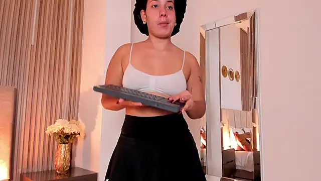 Rachell Jamess online show from October 2, 2025, 2:37 am