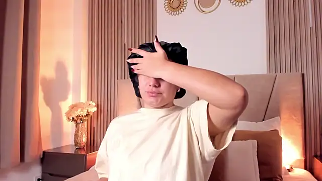 Rachell Jamess online show from October 3, 2025, 3:52 am