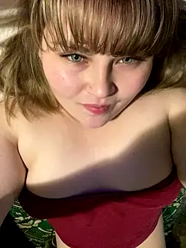 BeckiXrose online show from November 3, 2025, 10:24 pm