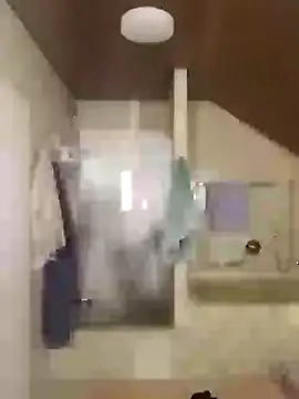 Snapshot of boy40bi chatting on October 7, 2025, 12:11 am boy40bi online show from October 7, 2025, 12:11 am