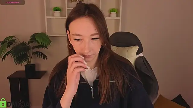 Miche1le Allenne online show from March 24, 2026, 1:05 am