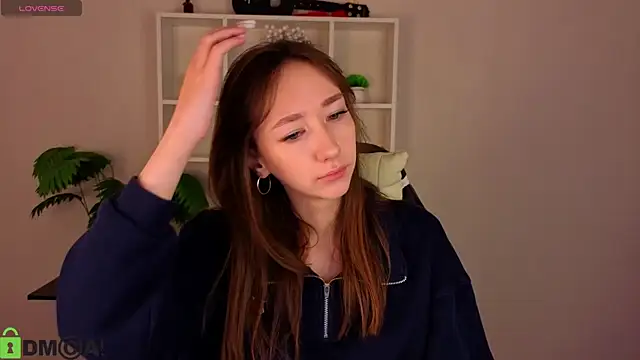 Miche1le Allenne online show from April 19, 2026, 1:06 am