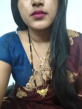 Snapshot of BEAUTY_QUE chatting on October 28, 2025, 2:16 pm BEAUTY QUE online show from October 28, 2025, 2:16 pm