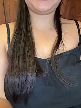 annanya01 online show from May 16, 2026, 3:49 am