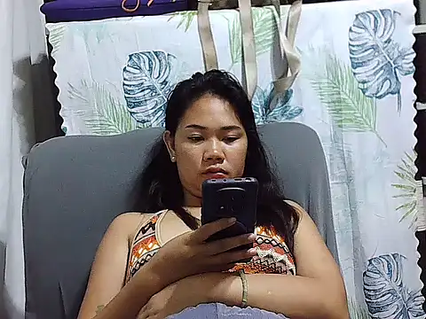 Snapshot of SexypilipinaLady22 chatting on March 3, 2026, 8:38 pm SexypilipinaLady22 online show from March 3, 2026, 8:38 pm